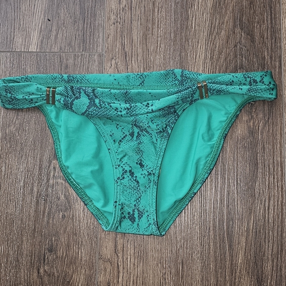 ViX Paula Hermanny Green Snake Print Bikini Bottom Sz XS - Picture 1 of 9